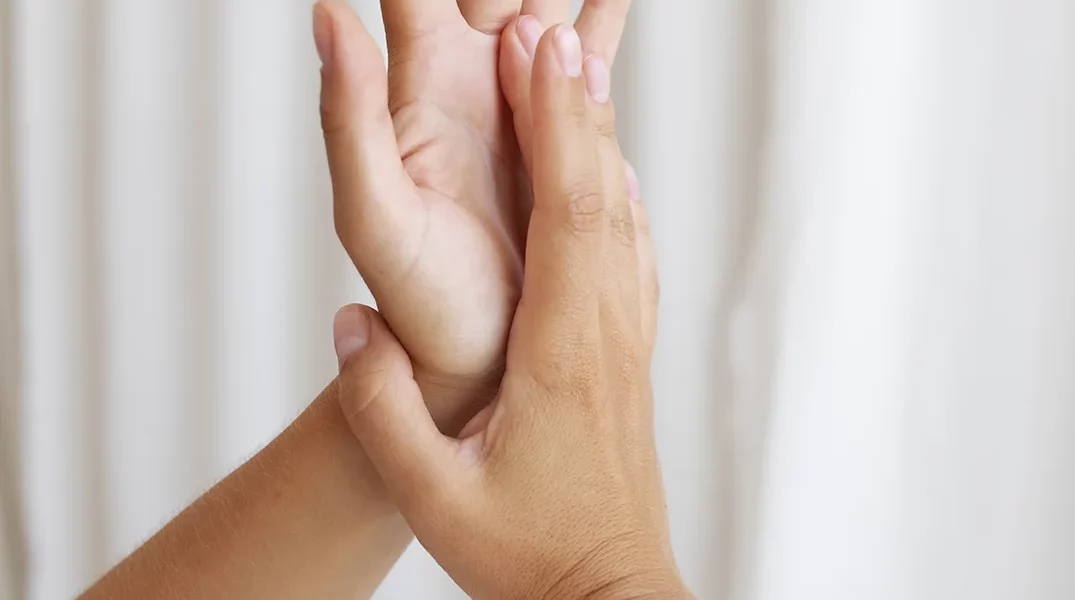 Massage des mains et bras