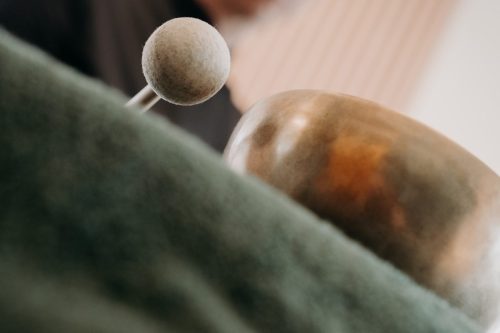 Soin sonore aux bols tibétains et diapasons